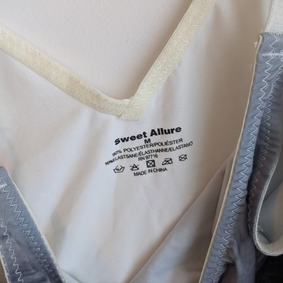 Cat Bodysuit - Picture 3 of 3